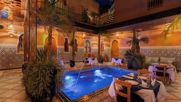 Piscina all'aperto