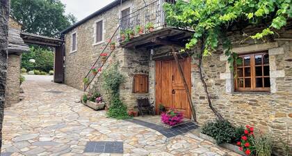 O Val de Vilaboa - Stone House of the s. XIX in Ribeira Sacra - Peace and Comfort