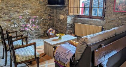 O Val de Vilaboa - Stone House of the s. XIX in Ribeira Sacra - Peace and Comfort