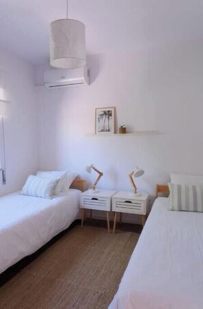 2 Schlafzimmer, Bügeleisen/Bügelbrett, WLAN, Bettwäsche