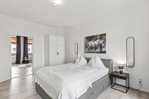 Comfort Apartment, 1 Queen Bed with Sofa bed | Free WiFi - Faraway Homes Studios St.Michael (Liesingtal)