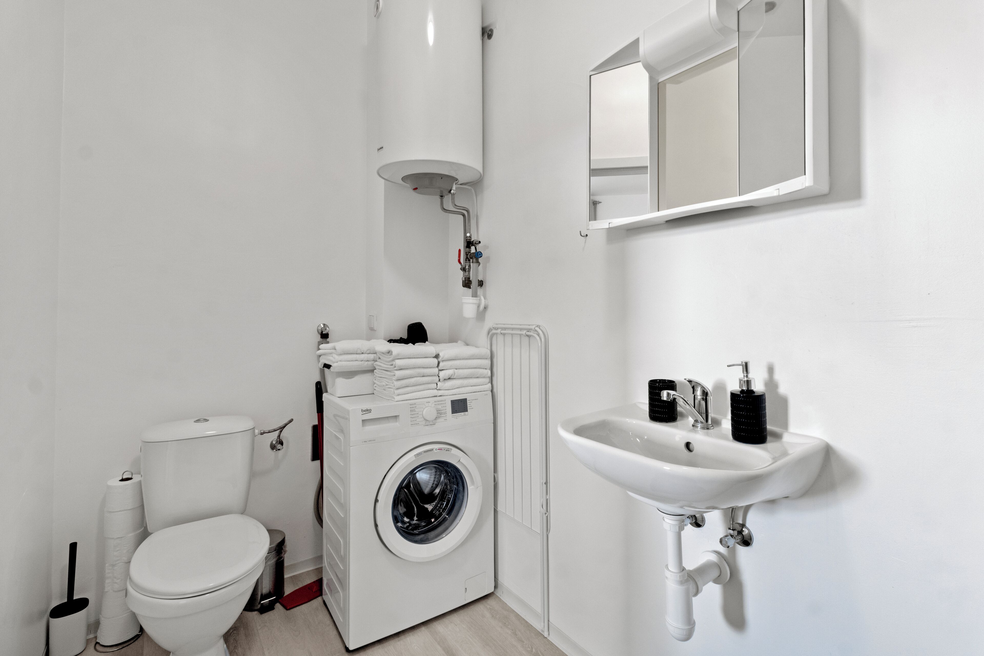 Comfort Apartment, 1 Queen Bed | Bathroom