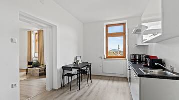 Comfort-Apartment, 1 Queen-Bett | Eigene Küche