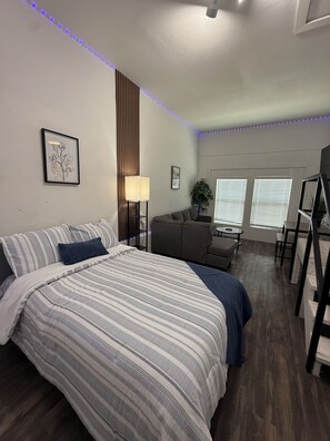 3 Schlafzimmer, Bügeleisen/Bügelbrett, WLAN, Bettwäsche
