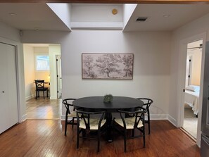 Dining - 3-bedroom 3-bathroom house on quiet street just minutes from downtown. (Austin)