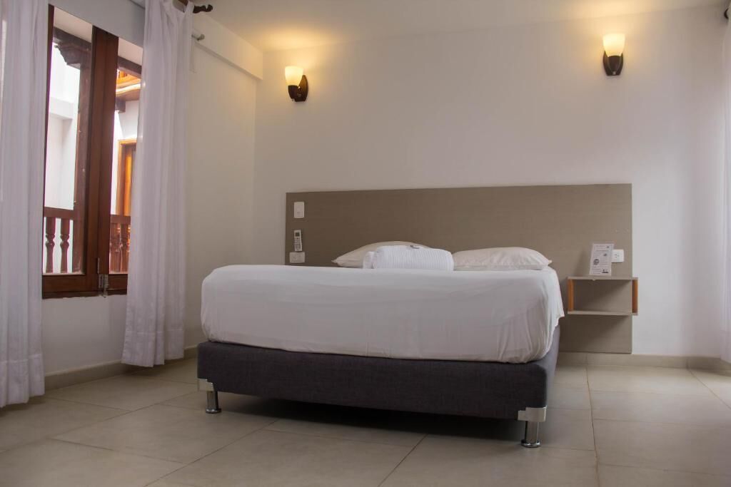 In-room safe, free WiFi