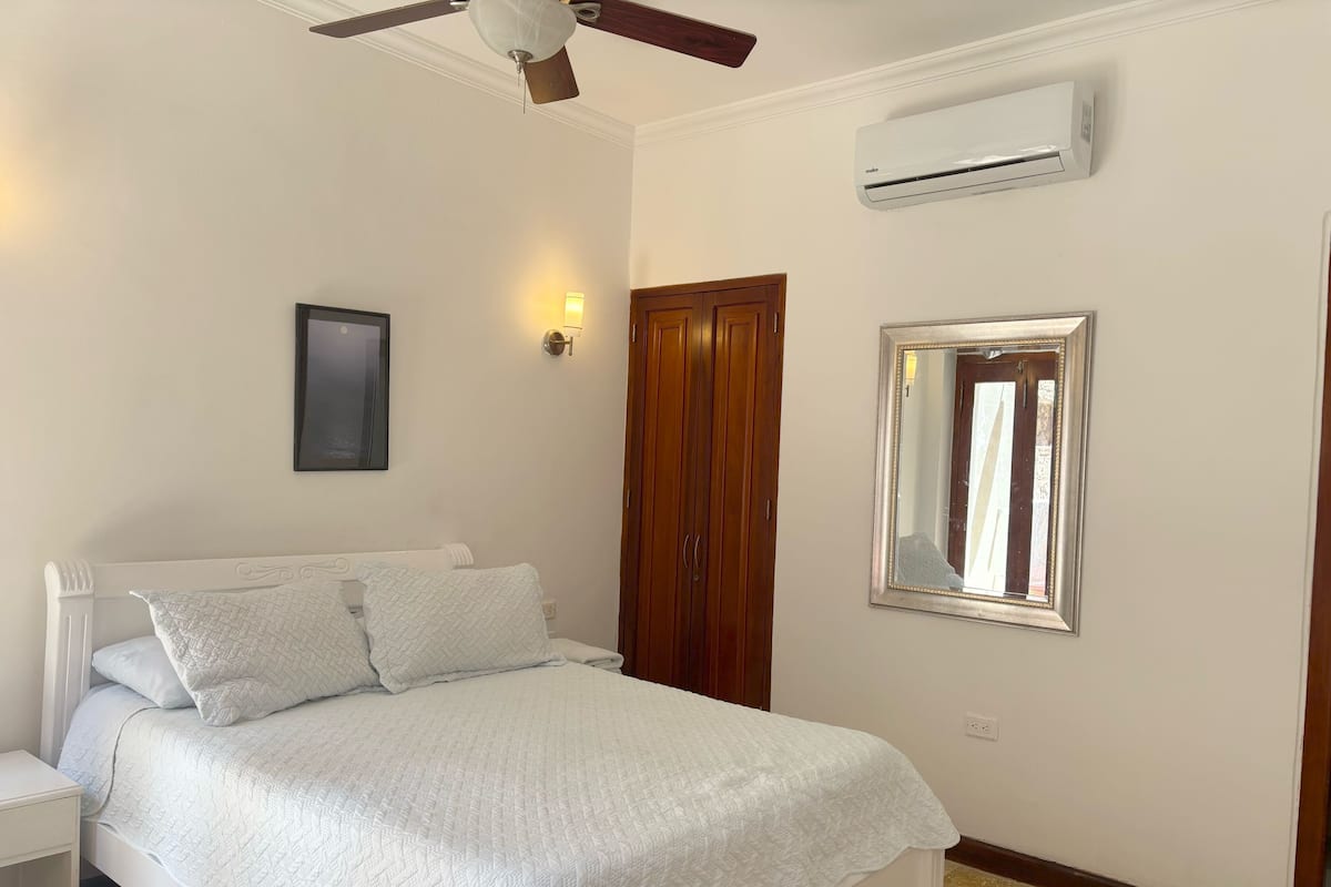 Standard Double Room, Courtyard View | In-room safe, WiFi (free)