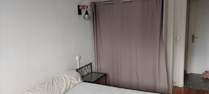 WiFi, bed sheets - T2 furnished Le Ter Lorient bordering Larmor Plage. nights from 1/07 to 31/08/26 (Lorient)