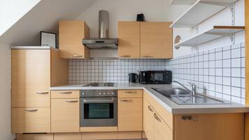 Classic-Apartment, 1 Schlafzimmer | Eigene Küche | Kühlschrank, Mikrowelle, Ofen, Herdplatte