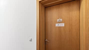 Familienapartment, 2 Schlafzimmer, Gartenblick | Innenbereich