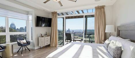 Maison, plusieurs lits, vue ville (Luxury Mt. Adams Retreat)