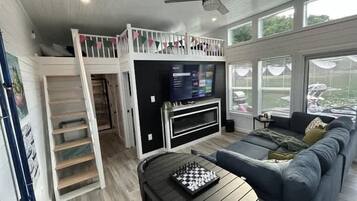 TV, fireplace, video games, offices