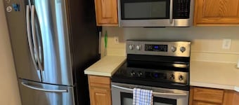 Lovely 2-bedroom house in vibrant Durham