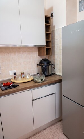 Private kitchen - Tropicana, design and comfort at 2 steps from the sea (Lido di Tarquinia)