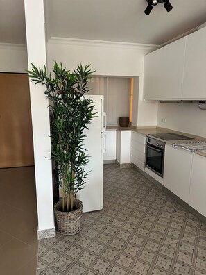Private kitchen - Vrbo Property (Almancil)