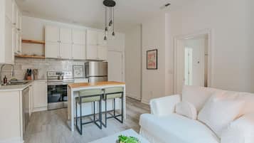 Appartement, salle de bains privée (Daydream & Draft) | Bar lounge