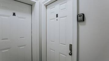 Apartment, Private Bathroom (Daydream & Draft) | Exterior