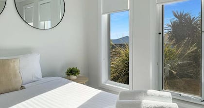 Paradise Drive - All of the comforts