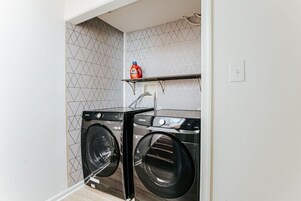 House, Private Bathroom (Fox Hill) | Laundry room