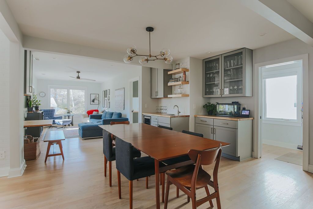Hus - privat badeværelse (Hardwood Hall) | Spiseområde
