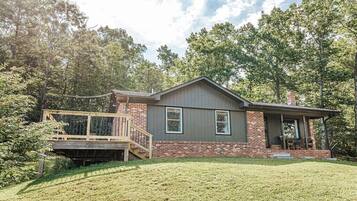House, Private Bathroom (Hillside Haven) | Exterior