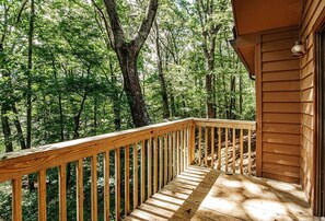 Lägenhet - privat badrum (Laurelwood Hollow) | Exteriör