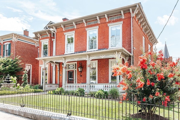 Apartment, Private Bathroom (Magnolia Suite) | Exterior
