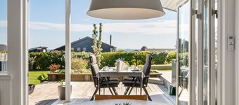 "Carlie" - 400m from the sea by Interhome