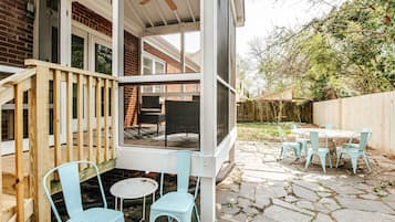 House, Private Bathroom (Lewis Mountain Retreat) | Exterior