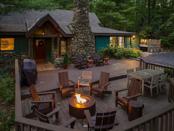 Exterior - Mountain Mindset (Roseland)