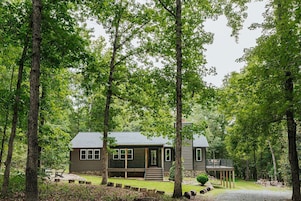 Cabin, Ensuite (Nelson Cozy Cabin) | Exterior