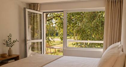 Room-tranquil 19th-century Farmhouse Roo
