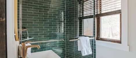Maison, salle de bains privée (Pilotview Hollow) | Salle de bain