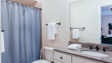 Hus, privat bad (Red White Wintergreen) | Bad