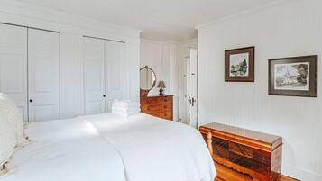 5 bedrooms