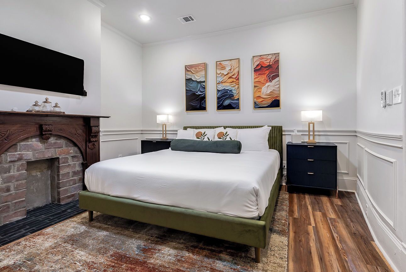 King Bedroom - 1