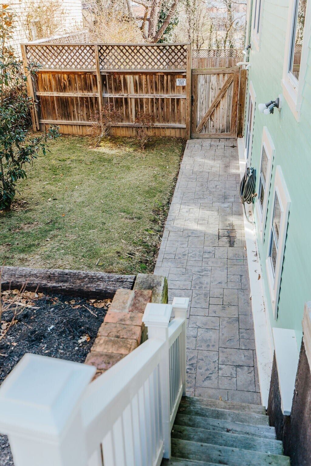 House, Private Bathroom (The Hunker Down) | Exterior