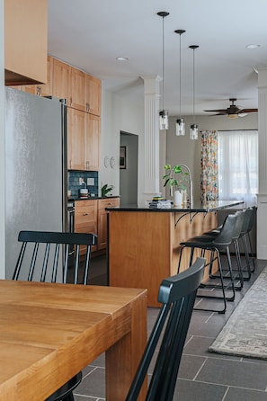 House, Private Bathroom (The Landmark) | Shared kitchen - The Landmark (Staunton)