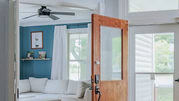 House, Private Bathroom (The Wayne Shire) | Interior