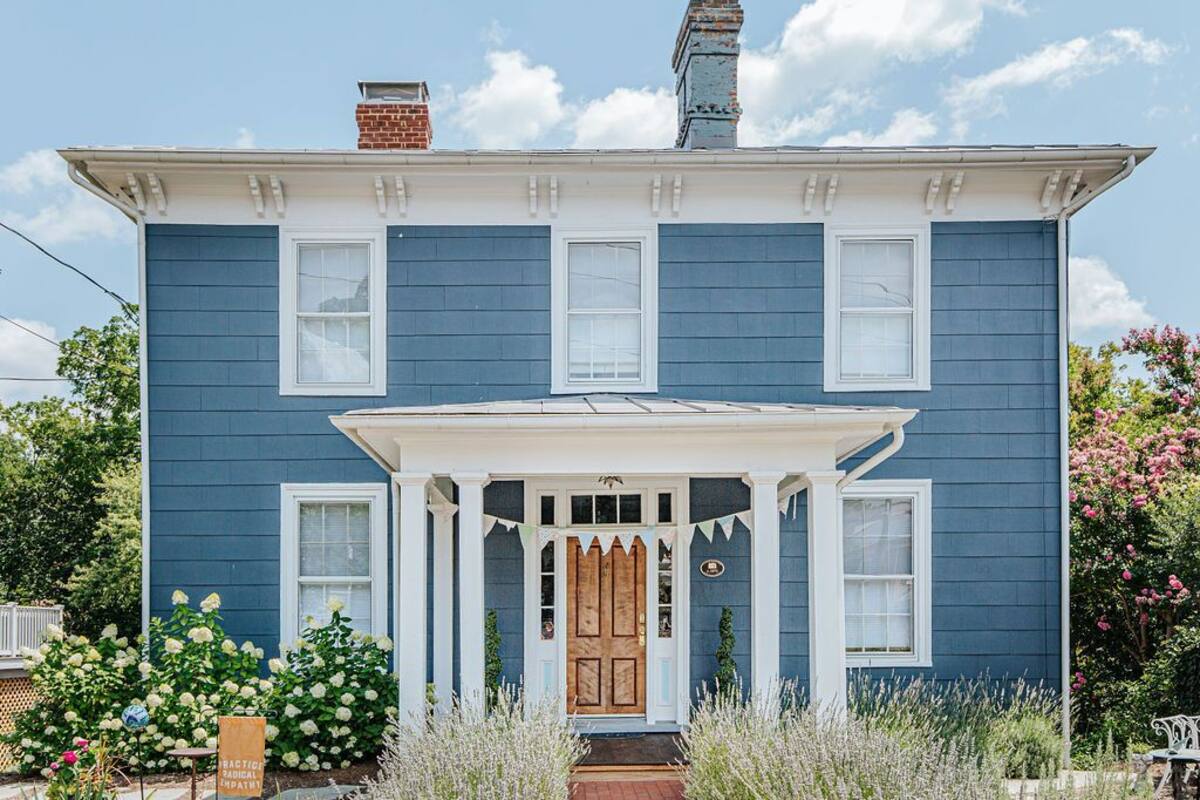 House, Private Bathroom (The Woodward) | Exterior