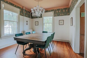 Casa, bany privat (The Woodward) | Servei de restauració