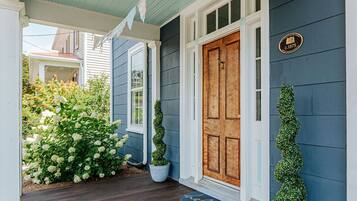 House, Private Bathroom (The Woodward) | Exterior
