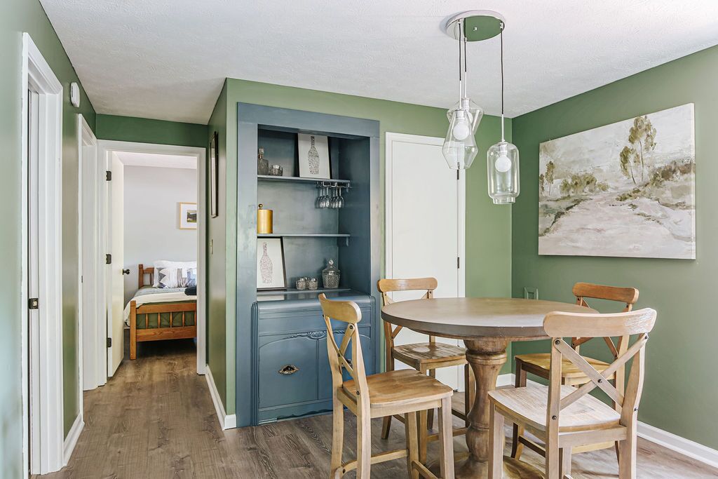 Ferienhaus, eigenes Bad (Tucked Inn: Lower Unit) | Speisen