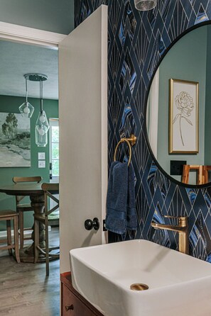 Ferienhaus, eigenes Bad (Tucked Inn: Lower Unit) | Badezimmer