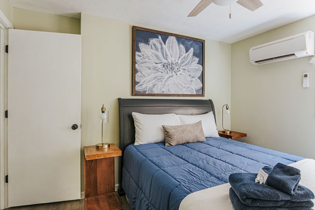 House, Private Bathroom (Tucked Inn: Lower Unit) | 2 bedrooms