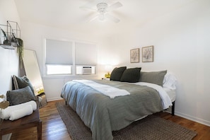 Room - The Vintage Nest, a peaceful retreat in the heart of Oroville, CA (Oroville)