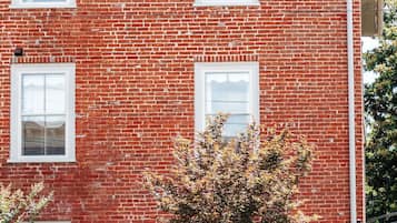 Apartment, Private Bathroom (Red Bud Suite) | Exterior
