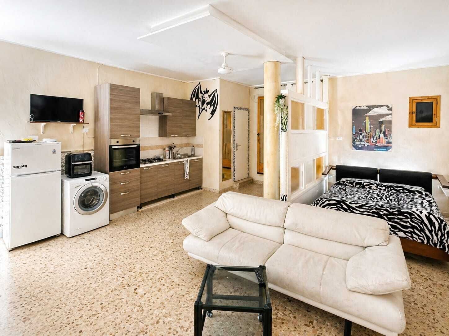 TV
