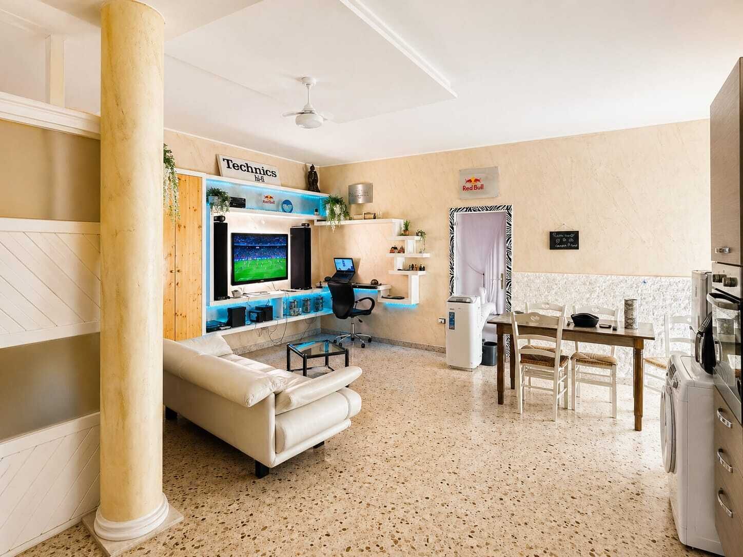 TV