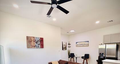 Charming 3-bedroom apartment with AC in vibrant Houston